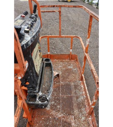 JLG 460SJ Articulated Telescopic Boom Lift Diesel 230kg 16.9m 2001 460SJ 2001 2 image 11