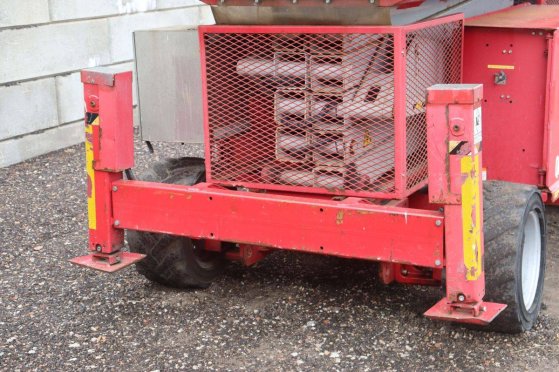 Scissor lift Mec 3772RT HD Diesel 680kg 13.3m MEC 3772RT HD 2 Scissor Lifts image 11