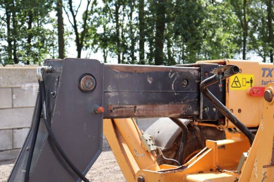 Case TX130-45 Diesel Telehandler TX130-45 2 image 11