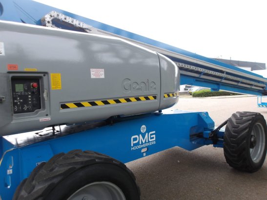Telescopic boom lift Genie S-125 Diesel 40.10m 2013 S-125 1900 2 image 11