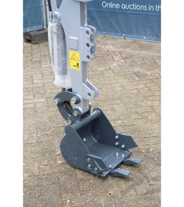 Mini Excavator CMH C08 Diesel 7kW 2026 New CMH C08 2026 1 image 11
