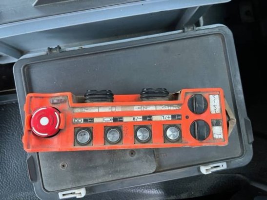 Mercedes-Benz 1327 Diesel Truck 2016 with Gantry Alarm Mercedes-Benz 1327 2016 2 image 11