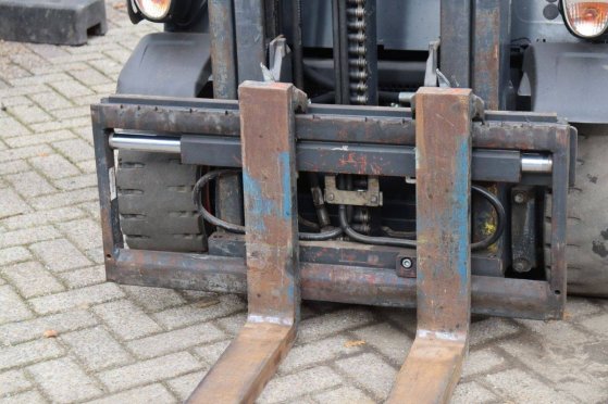 Linde H20T-01 LPG Forklift 2000kg 5.52m 2018 H20T-01 2018 2 Forklift image 11