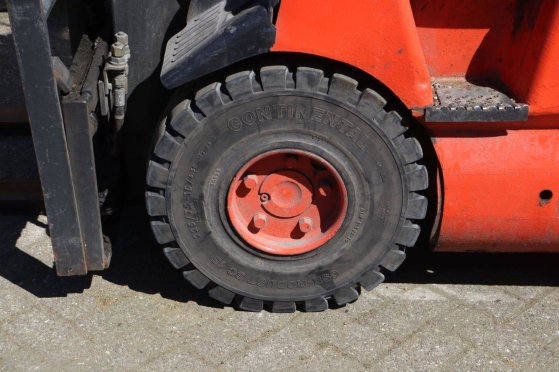 Linde E25/600-02 Electric Forklift 2500kg 7m 2003 E25/600-02 2003 2 Forklift image 11