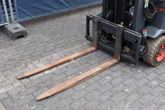 Linde E16-02 Electric Forklift 1600kg 4.0m 2016 E16-02 2016 2 Forklift image 11