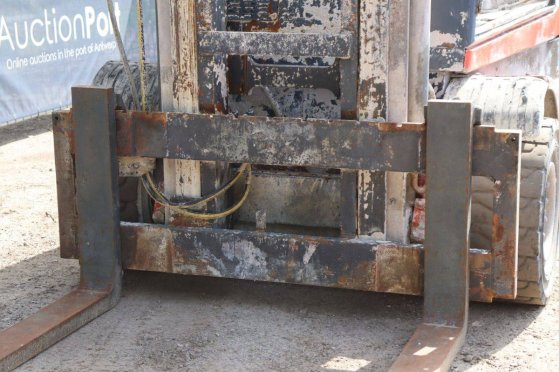 Linde H60D-02 Diesel Forklift 6000kg 2000 H60D-02 2000 2 Forklift image 11