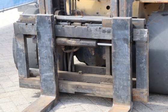 Caterpillar DP30 Diesel Forklift 3000kg 5.0m 1997 DP30 1997 2 Forklift image 11