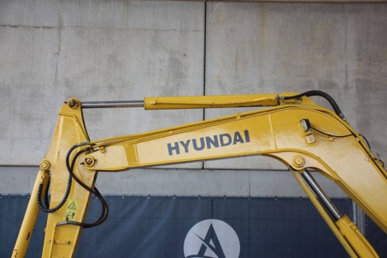 Hyundai R60-7 Diesel Crawler Excavator 2011 R60-7 2011 2 Crawler Excavators image 26