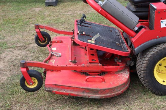 Ride-on mower Gianni Ferrari T2 K-EL Diesel 25kW 2006 Gianni ferrari T2 K-EL 2006 2 image 11