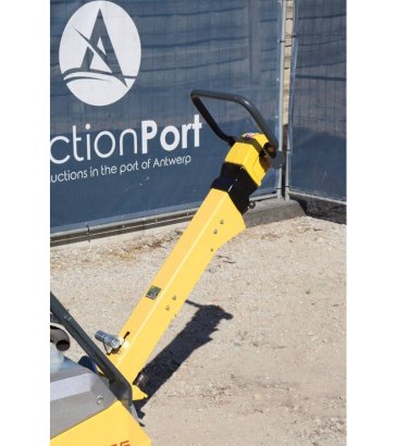 Vibratory Plate Wacker Neuson DPU 6555 Diesel 2015 Neuson DPU 6555 2015 2 image 11