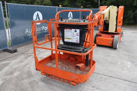 JLG E300AJP Electric Articulated Boom Lift 230kg 11.14m 2007 E300AJP 2007 2 image 26