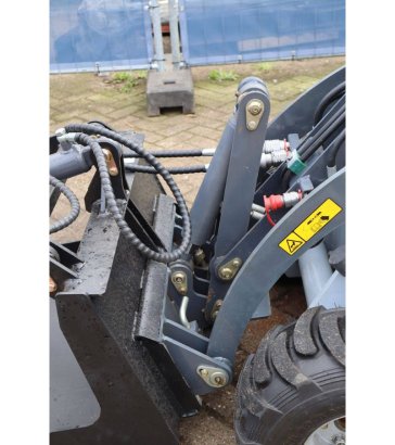 Skid steer loader CMH HT320 Petrol 13.5 hp 2025 Ctm HT320 2025 2 Wheel Loaders image 41