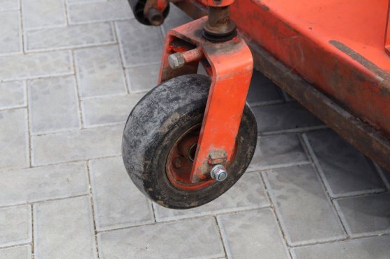 Front mower Kubota F3680 Diesel 26.3kW 2006 F3680 2006 2 image 11