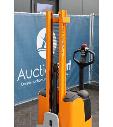 Still Electric Stacker 1000kg 1.86m 2 image 11