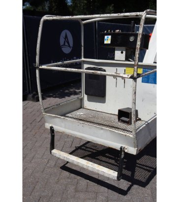 JLG Toucan 1310 Electric Mast Lift 200kg 12.5m 2012 Toucan 1310 2012 2 image 11