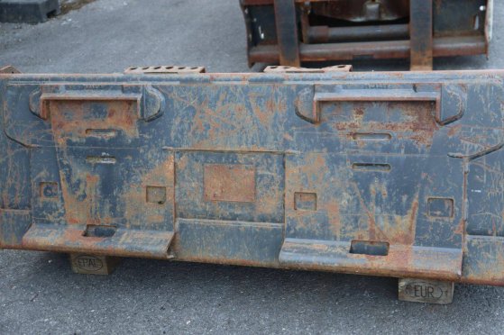 Skid steer loader Bobcat T110 Diesel 30.7kW 2014 T110 2014 2 image 11