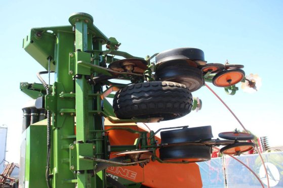 Maize planter Amazone EDX 6000-2C 2014 Amazone EDX 6000-2C 2014 2 image 11