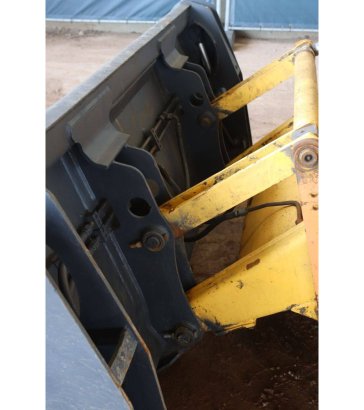 New Holland B80B-SS Diesel 72kW 2017 backhoe loader B80B-SS 2017 2 image 26