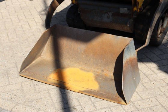 Tracked dumper Wacker Neuson DT15 Diesel 1500kg 2014 Neuson DT15 2014 2 Tracked Dumpers image 11
