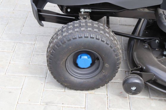 Stiga Tornado 598e Electric Ride-on Mower 2023 New Stiga Tornado 598e 2023 1 image 11