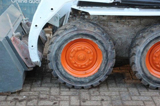 Skid steer loader Bobcat S130 Diesel 34.3kW S130 2 Wheel Loaders image 11