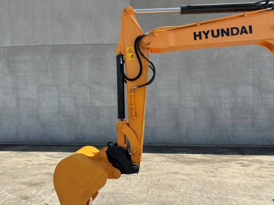 Crawler excavator Hyundai R60VS Diesel 40.5kW 2019 R60VS 2019 2 Crawler Excavators image 11