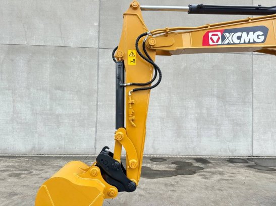 Crawler excavator XCMG XE60DA Diesel 35.9kW 2022 XE60DA 2022 2 Crawler Excavators image 11