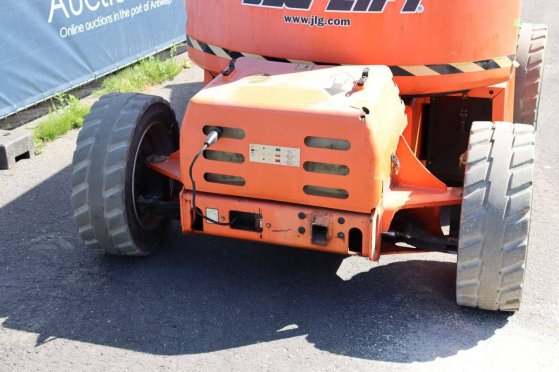 JLG M450AJ Articulated Boom Lift Electric+Diesel 15.72m 2014 M450AJ 2014 2 image 11