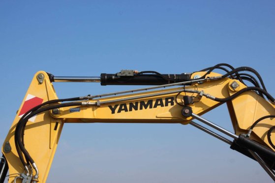 Wheel excavator Yanmar B110W Diesel 85kW 2018 B110W 2018 2 Wheeled Excavators image 11
