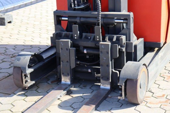 Linde R20-01 Electric Reach Truck 2000kg 4.5m 2018 R20-01 2018 2 image 11