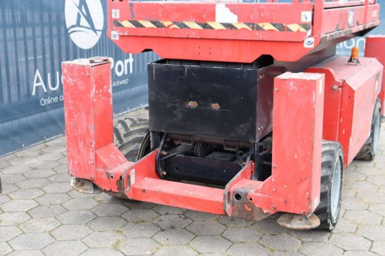 Manitou 120SC Diesel Scissor Lift 11.96m 2010 120 SC 2010 2 Scissor Lifts image 11