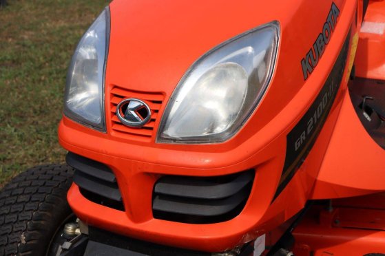 Ride-on Mower Kubota GR2100-II Diesel 15.5kW 2007 GR2100-II 2007 2 image 11