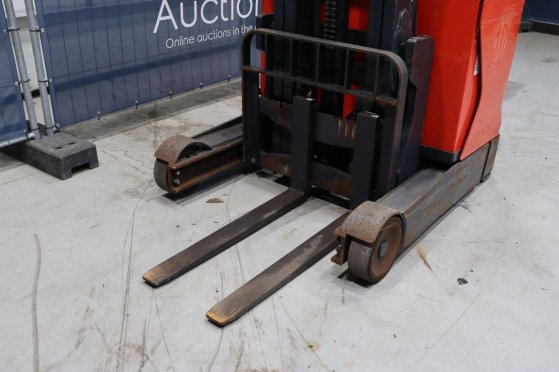 Linde R10B-01 Electric Reach Truck 1000kg 7.8m 2017 R10B-01 2017 2 image 11