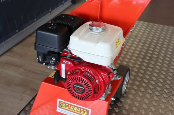 Caravaggi BIO 90 Petrol Wood Chipper 2021 New Caravaggi BIO 90 2021 1 image 11