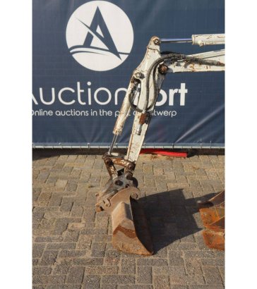 Mini excavator Takeuchi TB108 Diesel 7.1kW 2000 TB108 2000 2 image 11