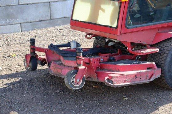 Mower Toro Groundmaster 4000-D Diesel 2007 Toro Groundmaster 4000-D 2007 2 image 26