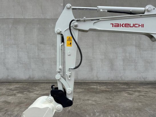 Midi excavator Takeuchi TB135 Diesel 2012 TB135 2012 2 Crawler Excavators image 11