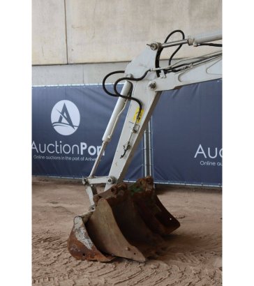 Crawler excavator Takeuchi TB150C Diesel 27.3kW 2012 TB150C 2012 2 Crawler Excavators image 11