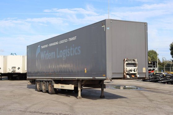 Closed Semi-Trailer Krone SD 39000kg 2012 SD 2012 2 Box semi-trailers image 26