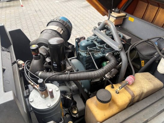 Compressor Atlas Copco XAS37 Diesel 7bar 2013 XAS37 2013 2 Compressors image 11