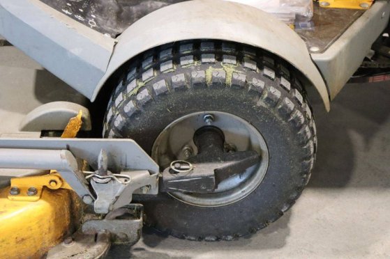 Stiga Park Pro 25 AWD Petrol Ride-on Mower 2011 Stiga Park Pro 25 AWD 2011 2 image 12