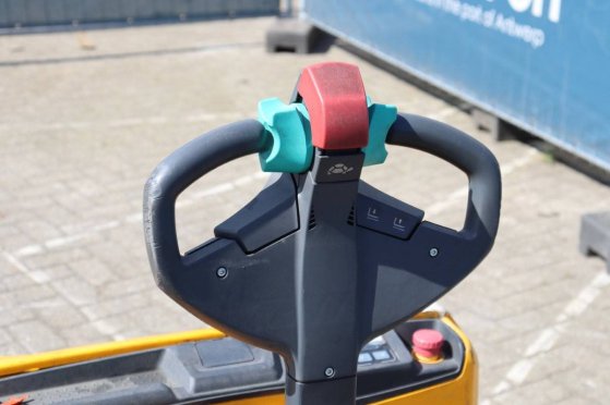 Heavy machinery product image - Image 12 of 15