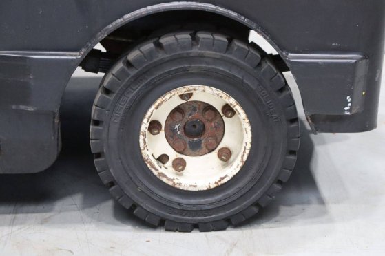 Electric Tractor Yale MT70 Electric 7000kg 2018 MT70 2018 2 image 12