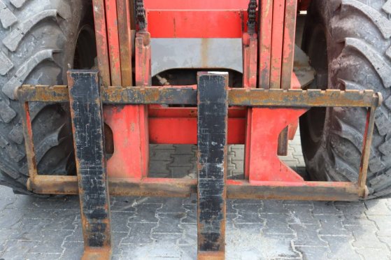 Ruw-terreinheftruck Manitou M26-4 Diesel 2600kg 2012 M26-4 2012 2 Rough Terrain Forklift image 12