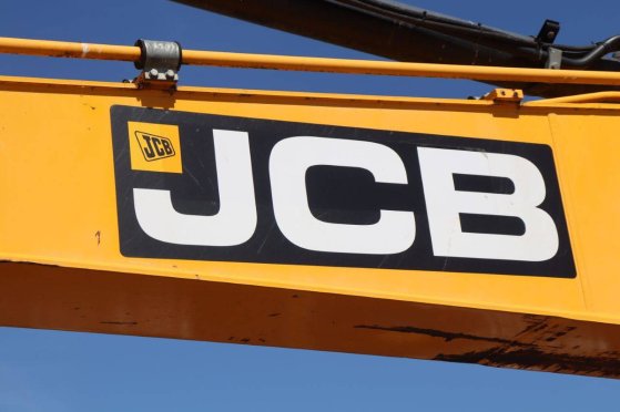 Crawler excavator JCB JS200LCT4i Diesel 129kW 2015 JS200LC-T4i 2015 2 Crawler Excavators image 12