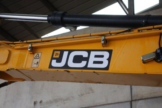 Crawler excavator JCB JS131LC Diesel 55kW 2018 JS131LC 2018 2 Crawler Excavators image 12