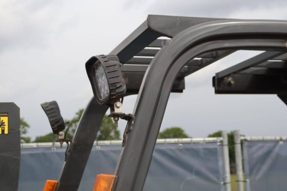 Nissan 1N1L18Q Electric Forklift 1250kg 4.75m 2011 1N1L18Q 2011 2 Forklift image 12