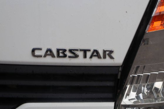 Crane truck Nissan Cabstar 35.13 Diesel 131hp 2008 Cabstar 35.13 2008 2 Crane trucks image 12