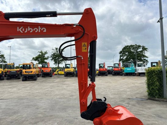 Midi excavator Kubota KX155-3SZ Diesel 2014 KX155-3SZ 2014 2 image 12