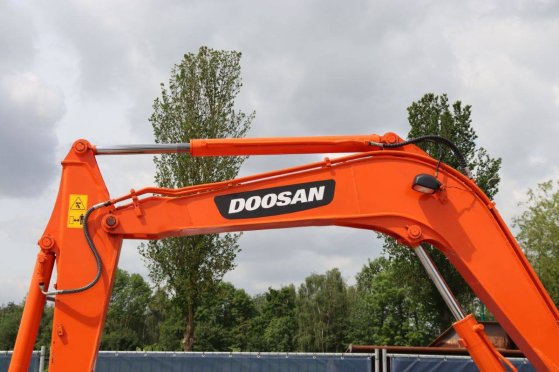Doosan DX60WN Diesel Wheeled Excavator 39kW 2020 Doosan DX60WN 2020 2 Wheeled Excavators image 12